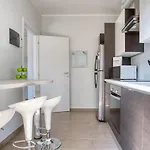 Joivy Delightful Flat With Balcony *